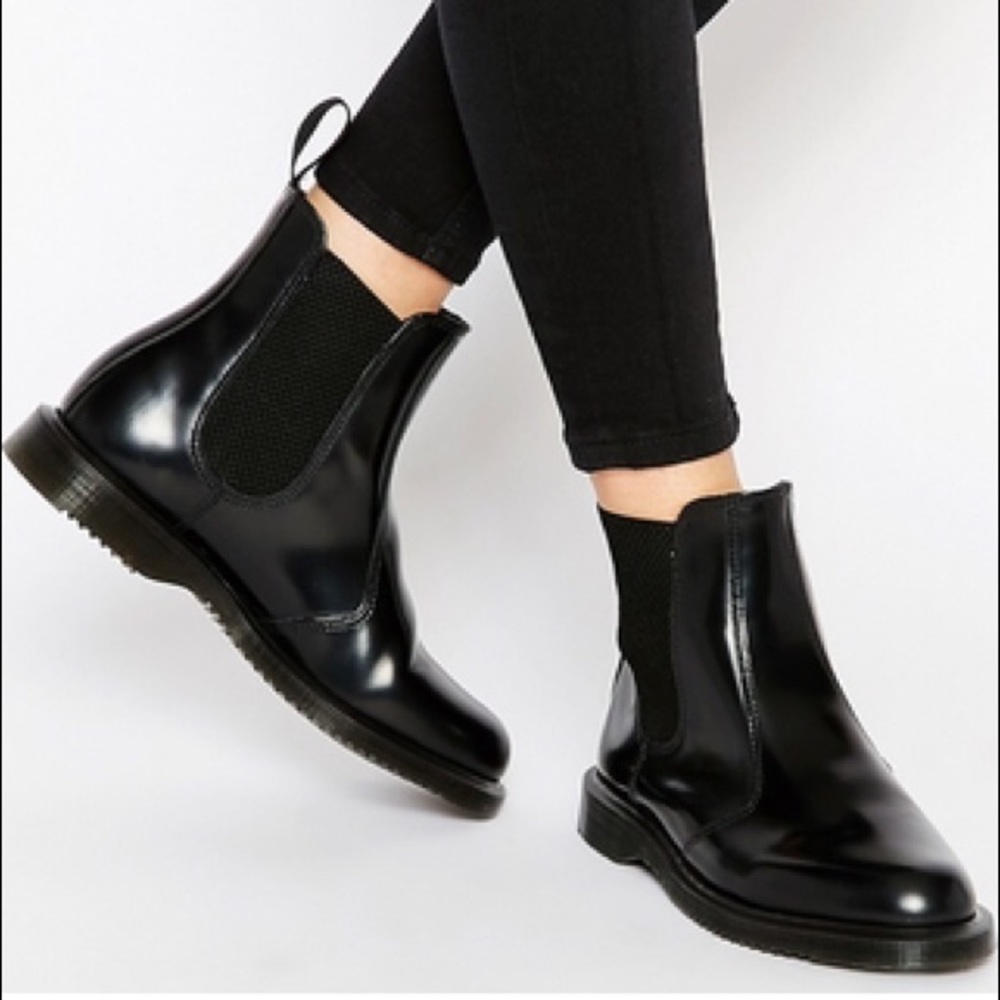 Dr Martens Flora Chelsea Boot